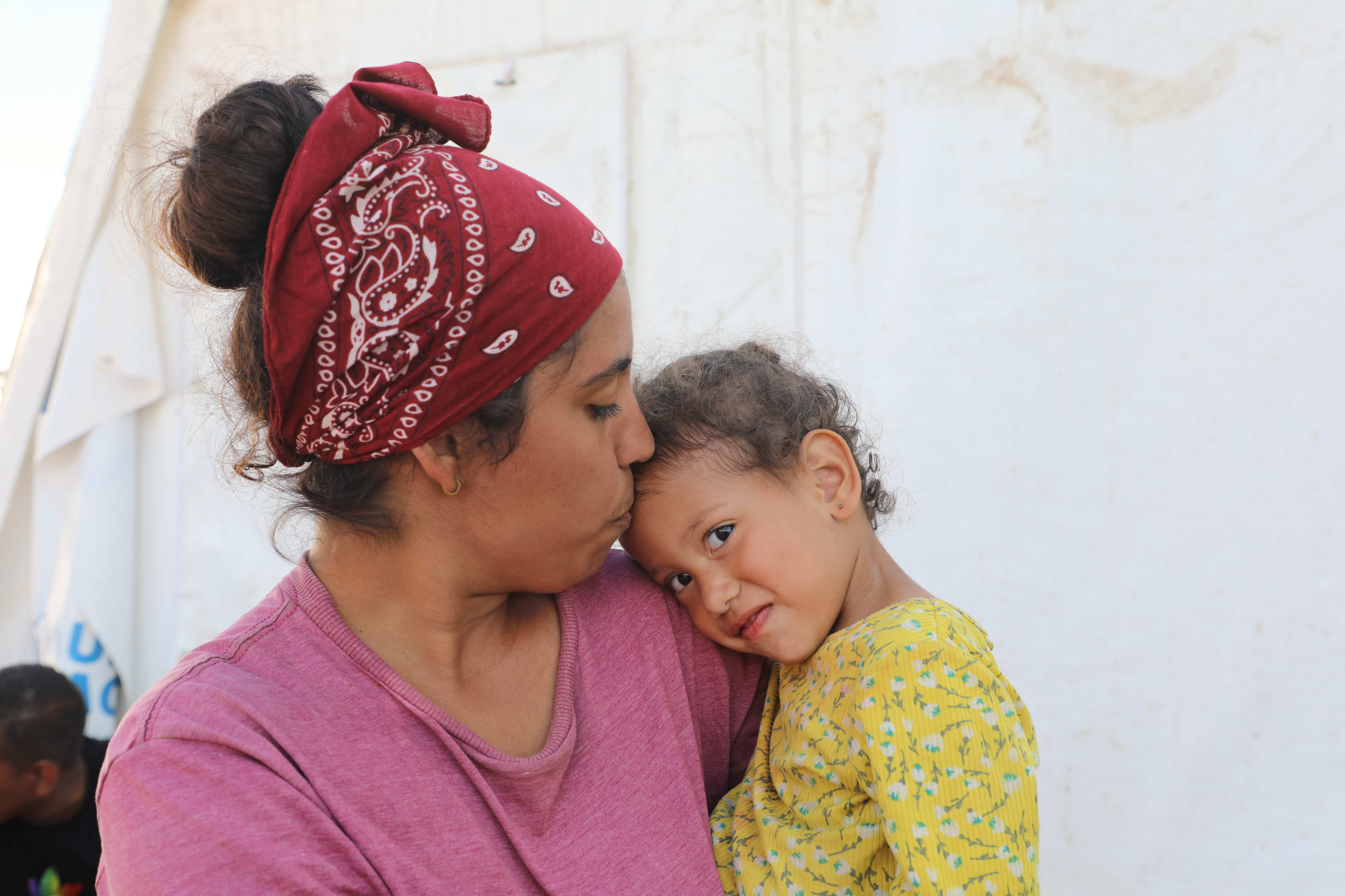 Anaris crossed the dangerous jungle of Darien with her husband and their 2-year-old daughter, Kimberly. 