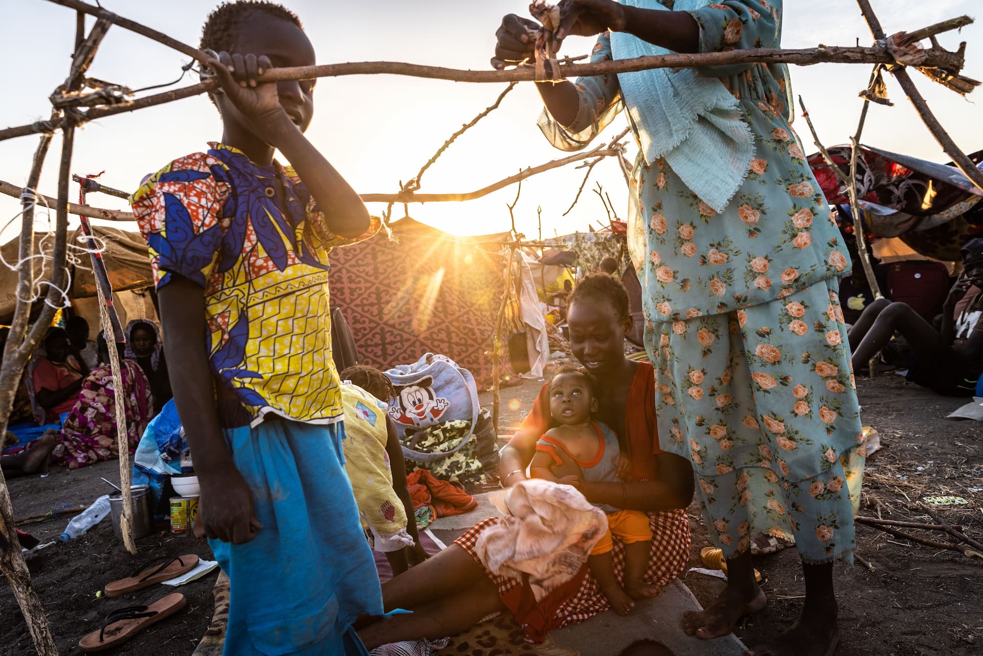 South Sudan. Thousands fleeing Sudan violence make for UNHCR transit centre